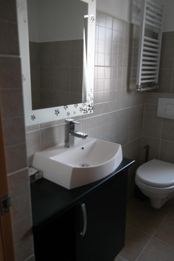 Motel Valentina Ion Roată Zewnętrze zdjęcie